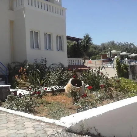 Poseidon Apartahotel Kato Daratso